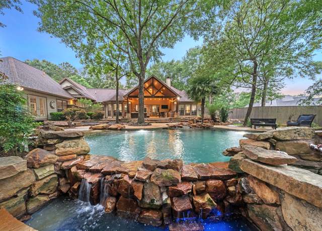 Property at 11289 Majestic Dr, Montgomery, TX 77316, 3 beds, 4 baths