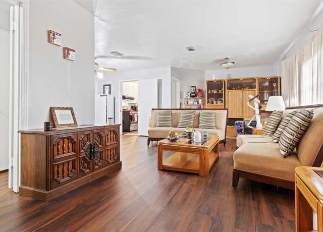 Property at 5622 Beldart St, Houston, TX 77033, 2 beds, 1 bath
