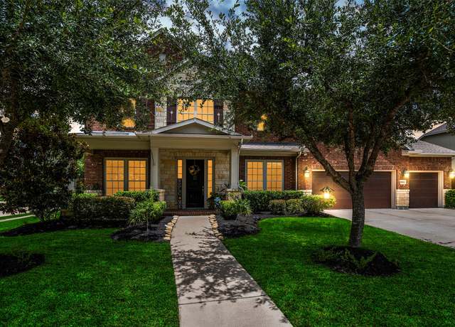 Property at 19522 Lighted Hill Ct, Cypress, TX 77433, 5 beds, 4.5 baths