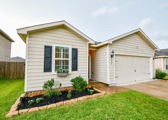 Property at 980 Lake View Cir W, Brookshire, TX 77423, 3 beds, 2 baths