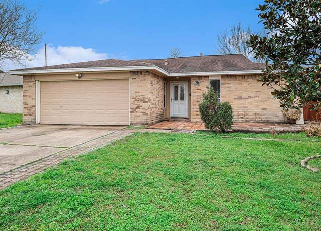 Property at 12627 Lockbourne Dr, Houston, TX 77038, 4 beds, 2 baths