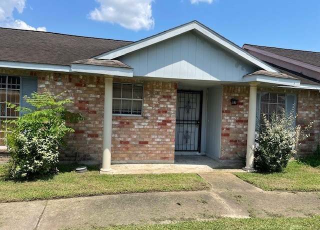 Property at 6855 Chasewood Dr, Houston, TX 77489, 2 beds, 2 baths