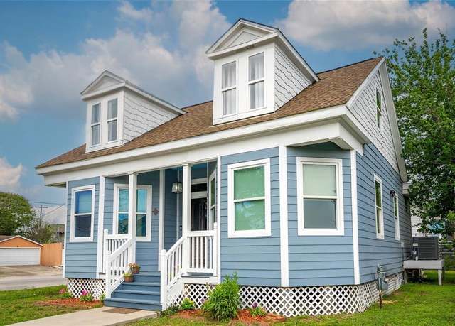 Property at 1828 Ursuline St, Galveston, TX 77550, 3 beds, 2 baths