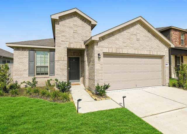 Property at 16910 Elm Grove Rd, Conroe, TX 77302, 4 beds, 2 baths