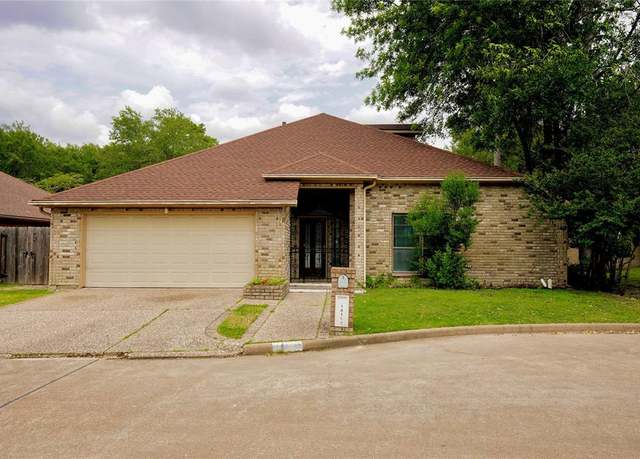 Property at 14106 Glen Canon Ln, Houston, TX 77069, 4 beds, 3.5 baths