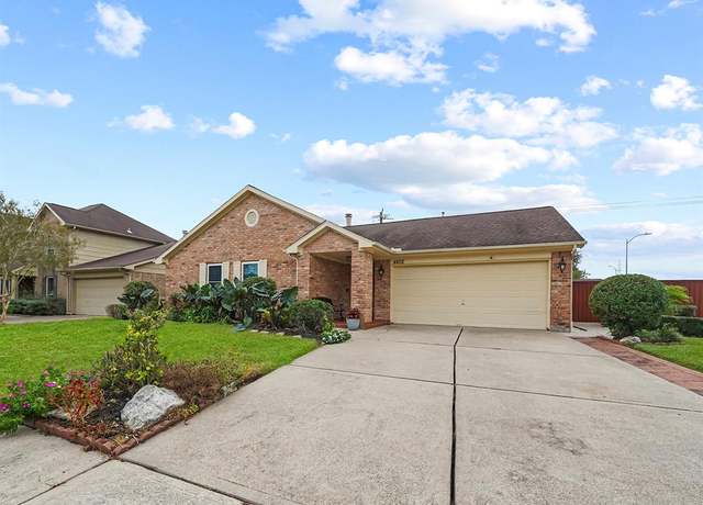 Property at 4402 Nations Dr, Pasadena, TX 77505, 3 beds, 2 baths