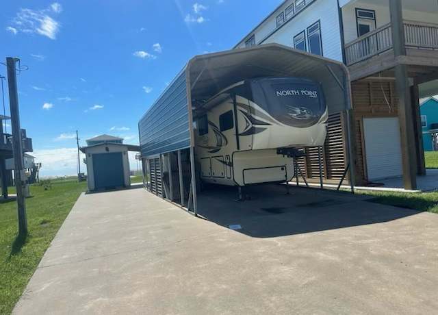 Property at 1820 Pompano Ln, Crystal Beach, TX 77650