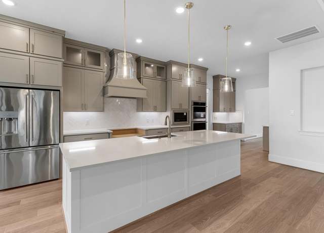 Property at 7718 Red Damsel Pl, Fulshear, TX 77441, 4 beds, 3.5 baths