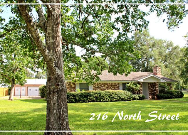Property at 216 North St, Columbus, TX 78934, 3 beds, 2 baths