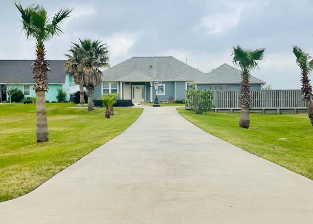 Property at 4001 29th St N, Texas City, TX 77590, 3 beds, 2.5 baths
