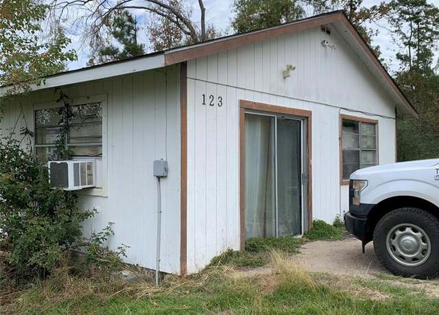 Property at 123 Sugar Maple Ln, Onalaska, TX 77360, 1 bed, 1 bath