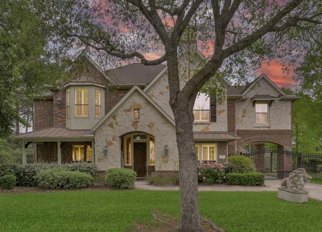 Property at 13221 Autumn Ash Dr, Conroe, TX 77302, 4 beds, 3.5 baths