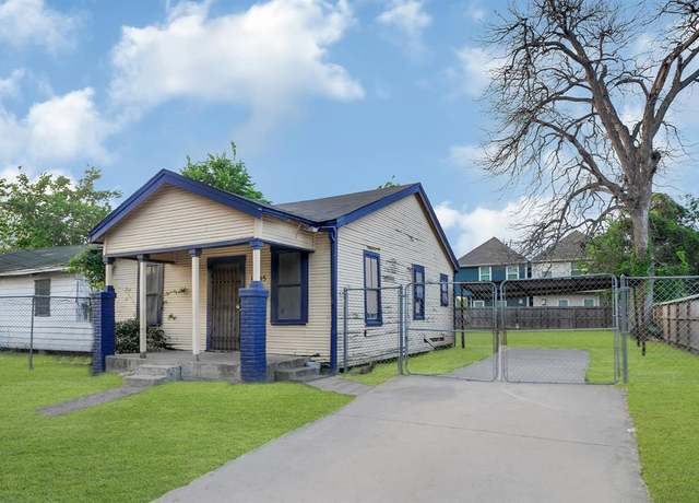Property at 1505 Cavalcade St, Houston, TX 77009, 2 beds, 1 bath