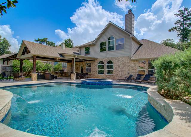 Property at 2512 Eagle Post Dr, Conroe, TX 77304, 4 beds, 3.5 baths