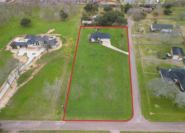 Property at 6200 Johnson Dr, Missouri City, TX 77459, 3 beds, 2.5 baths
