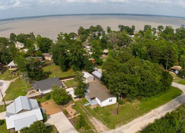 Property at 31 Casablanca, Point Blank, TX 77364, 3 beds, 2 baths