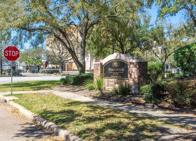 Property at 2255 Braeswood Park Dr #151, Houston, TX 77030, 2 beds, 1 bath