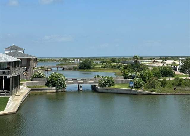 Property at 2207 Nelson Ave, Port Bolivar, TX 77650, 3 beds, 3 baths
