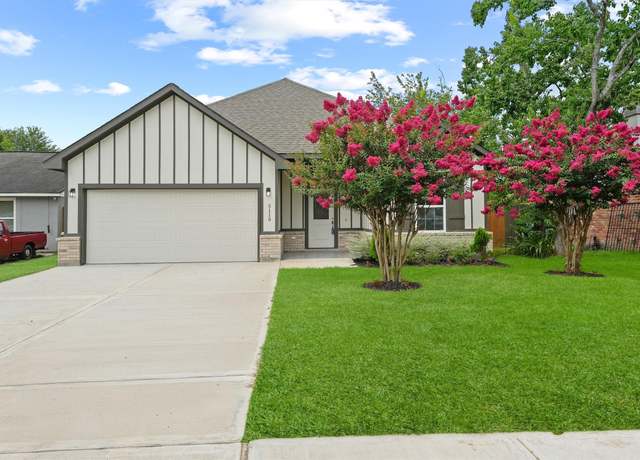 Property at 5118 Danfield Dr, Houston, TX 77053, 4 beds, 3 baths