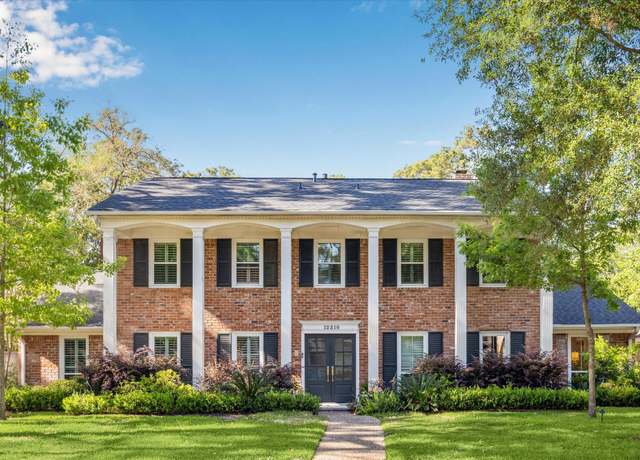 Property at 12310 Old Oaks Dr, Houston, TX 77024, 5 beds, 4.5 baths