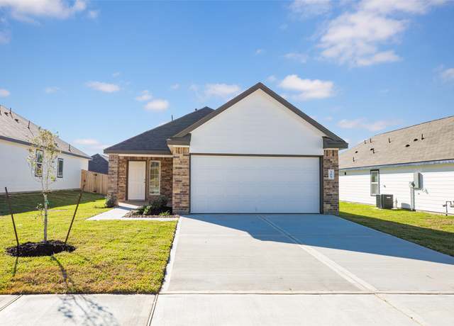 Property at 305 Mouflon Dr, Huntsville, TX 77320, 4 beds, 2 baths