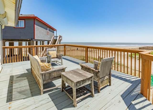 Property at 4418 Antigua Dr, Galveston, TX 77554, 3 beds, 2 baths