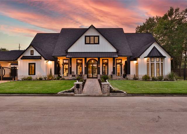 Property at 20035 New Kings Trl, Humble, TX 77346, 6 beds, 6 baths