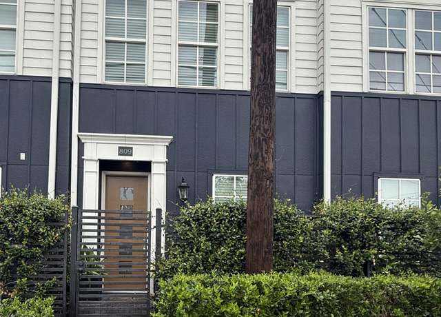 Property at 809 Bringhurst St, Houston, TX 77020, 2 beds, 2.5 baths