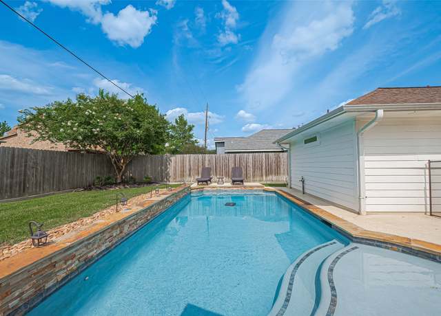 Property at 6526 Mert St, Katy, TX 77493, 4 beds, 2.5 baths