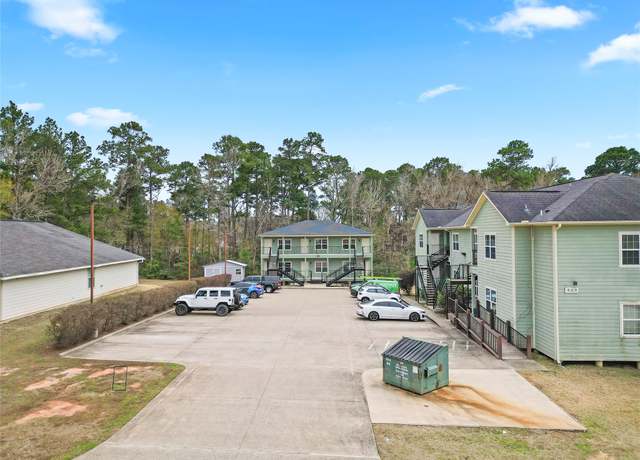 Property at 409 Beto St, Huntsville, TX 77340, 3 beds, 2 baths