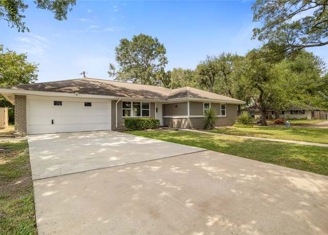 Property at 5502 Dawnridge Dr, Houston, TX 77035, 4 beds, 2 baths