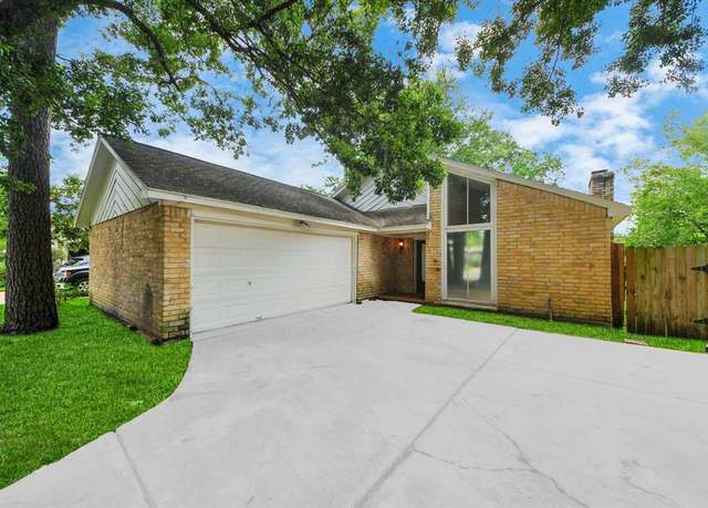 Property at 2622 Heatherknoll Dr, Spring, TX 77373, 3 beds, 2 baths