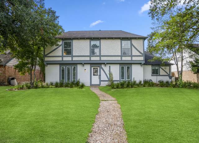 Property at 5122 Foresthaven Dr, Houston, TX 77066, 5 beds, 3.5 baths