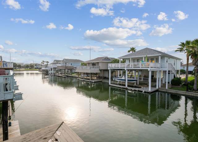 Property at 22118 Matagorda Dr, Galveston, TX 77554, 2 beds, 2 baths