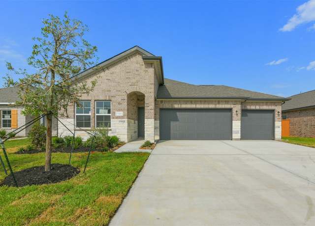 Property at 59 Leon Way, Dayton, TX 77535, 3 beds, 2 baths