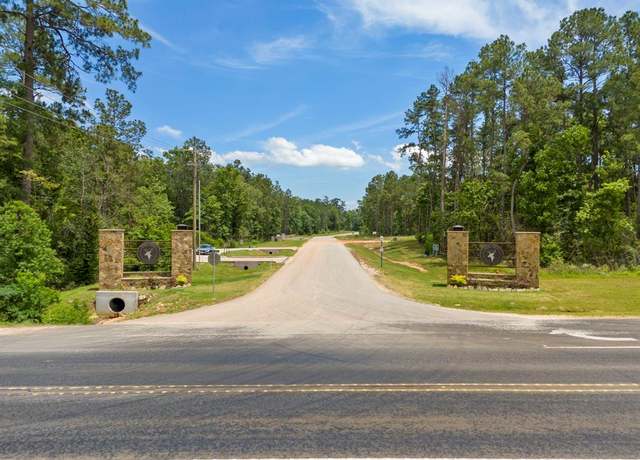 Property at 110 Coyote Run, New Waverly, TX 77358