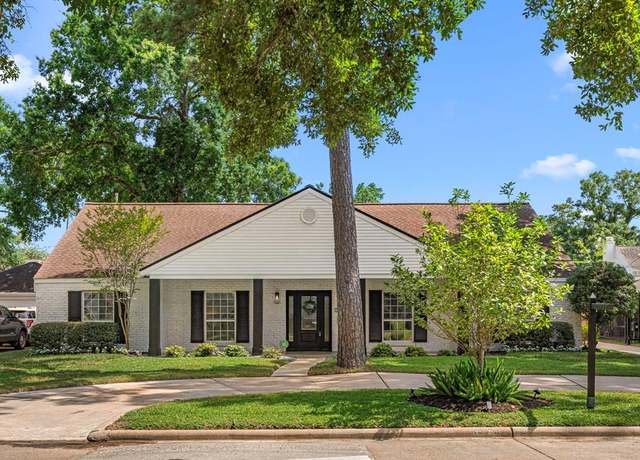 Property at 13919 Kimberley Ln, Houston, TX 77079, 3 beds, 2.5 baths