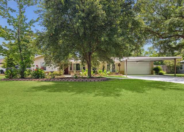 Property at 4301 Ascot Ln, Houston, TX 77092, 2 beds, 2 baths
