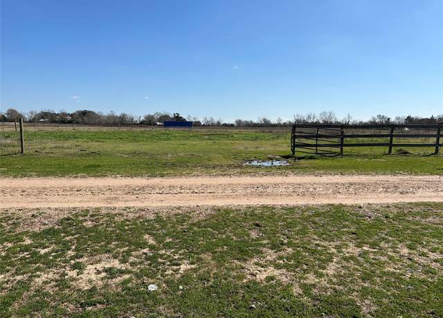 Property at 300 Fremont Ln, Brookshire, TX 77423