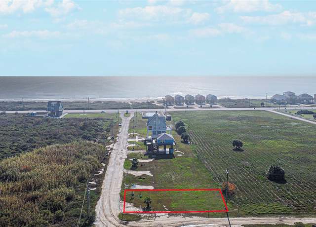 Property at 1043 Brighton Jones Blvd, Gilchrist, TX 77617