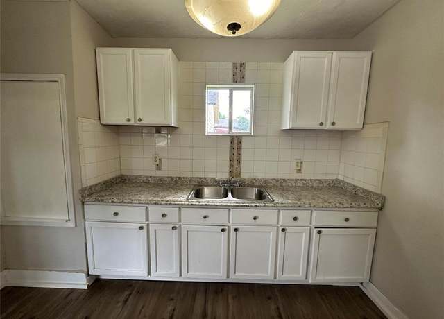 Property at 4520 Falls St, Houston, TX 77026, 2 beds, 1 bath
