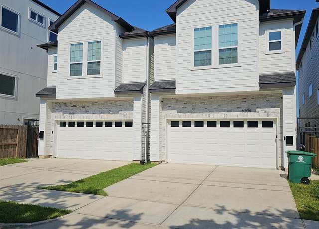 Property at 4425 Elmwood St, Houston, TX 77051, 3 beds, 2.5 baths