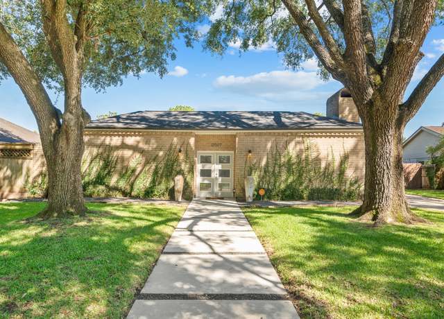 Property at 12007 Wedgehill Ln, Houston, TX 77077, 4 beds, 2 baths