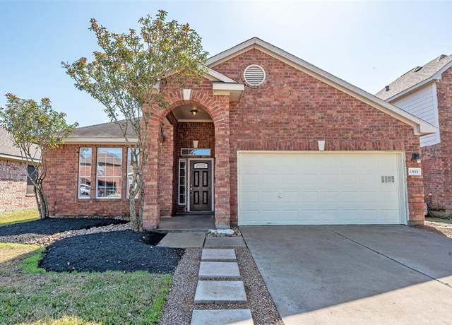 Property at 14918 Lanai Dr, Baytown, TX 77523, 4 beds, 2 baths