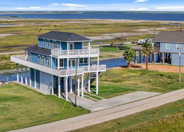 Property at 405 Pompano Dr, Freeport, TX 77541, 4 beds, 3 baths