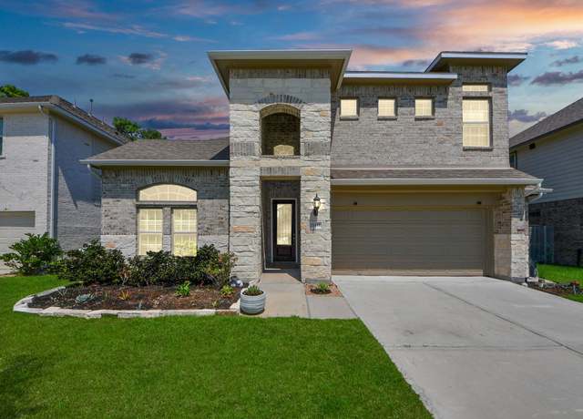 Property at 21444 Kings Guild Ln, Kingwood, TX 77339, 4 beds, 3 baths