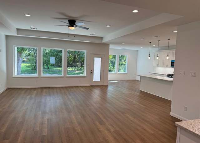 Property at 6405 Carver Ave, Texas City, TX 77591, 4 beds, 3 baths