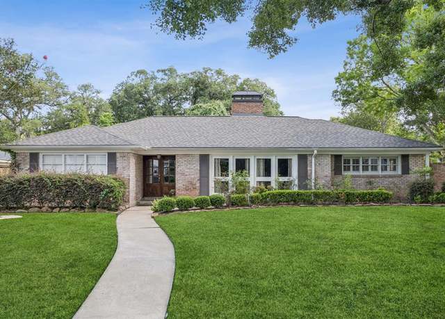 Property at 5659 Chevy Chase Dr, Houston, TX 77056, 3 beds, 2.5 baths