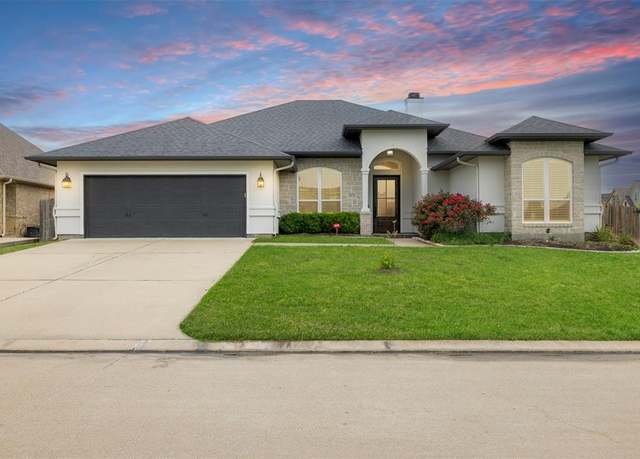 Property at 4415 Hadleigh Ln Ln, College Station, TX 77845, 4 beds, 3 baths