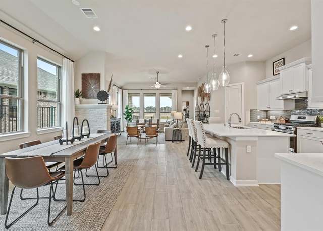 Property at 4739 Vaughan Way, Iowa Colony, TX 77583, 4 beds, 3 baths